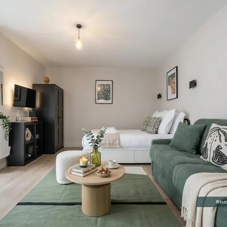 Poeticstay - Montmartre Apartman